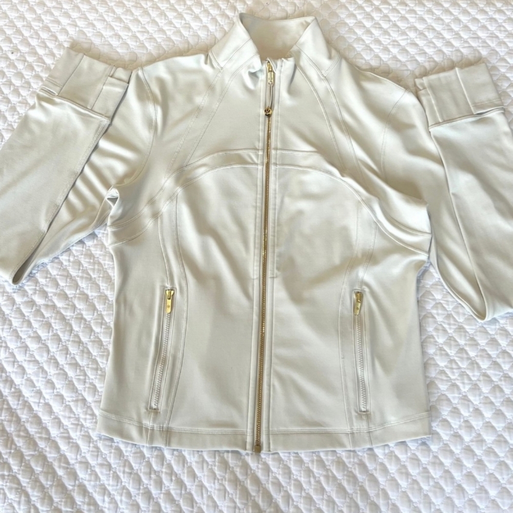 Lululemon Bone Define Jacket